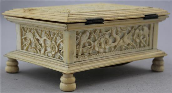 A Chinese ivory casket, late 19th century, 13.3cm